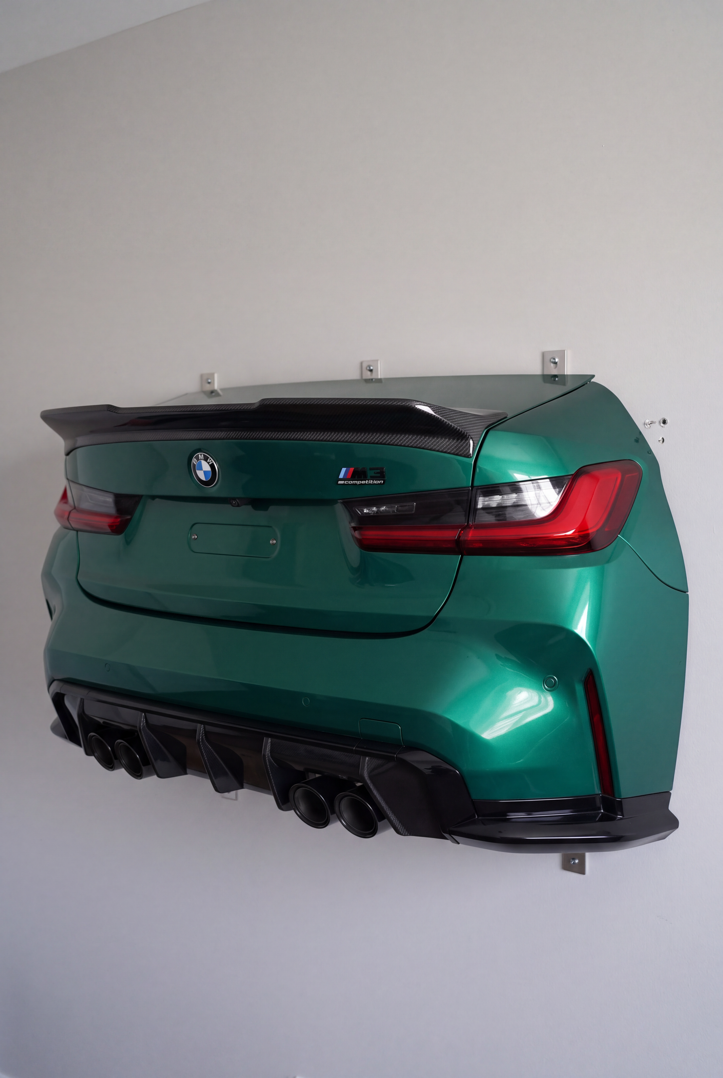WingMount - Mounted Car Shelf